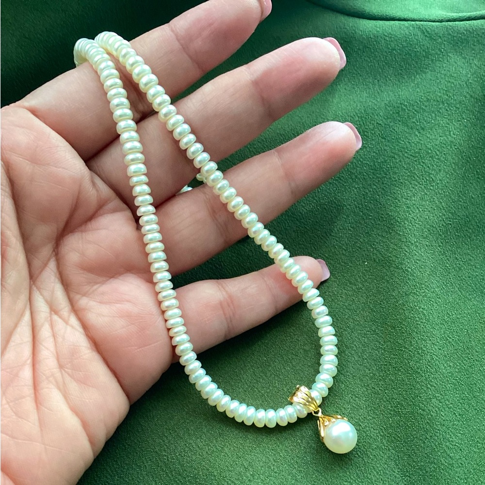 COPY - 18K Pendant Wrap in Akoya pearls Closure 18k Authenticity Guaranteed